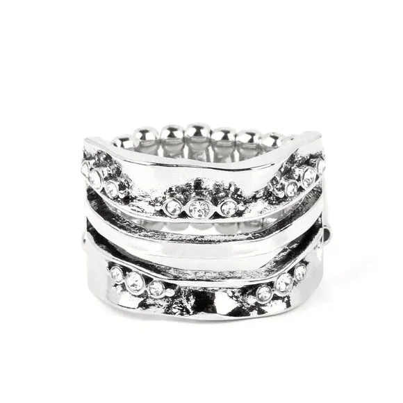 Badlands Treasure Hunt Necklace Set - Picture 9 of 11